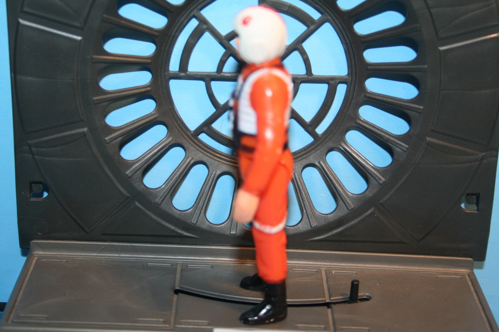 Luke Skywalker (X-Wing Fighter Pilot) sold