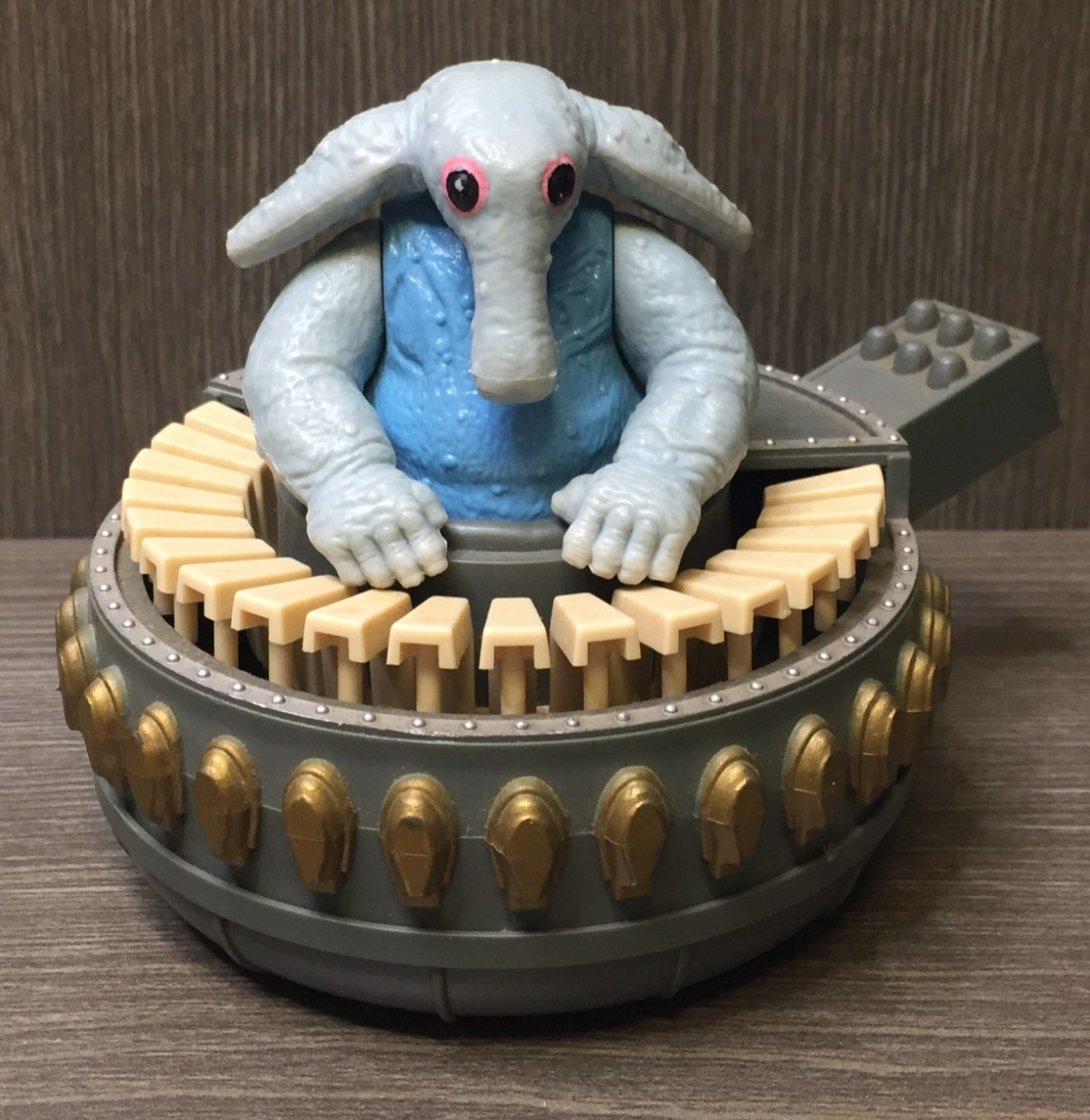 Max Rebo sold