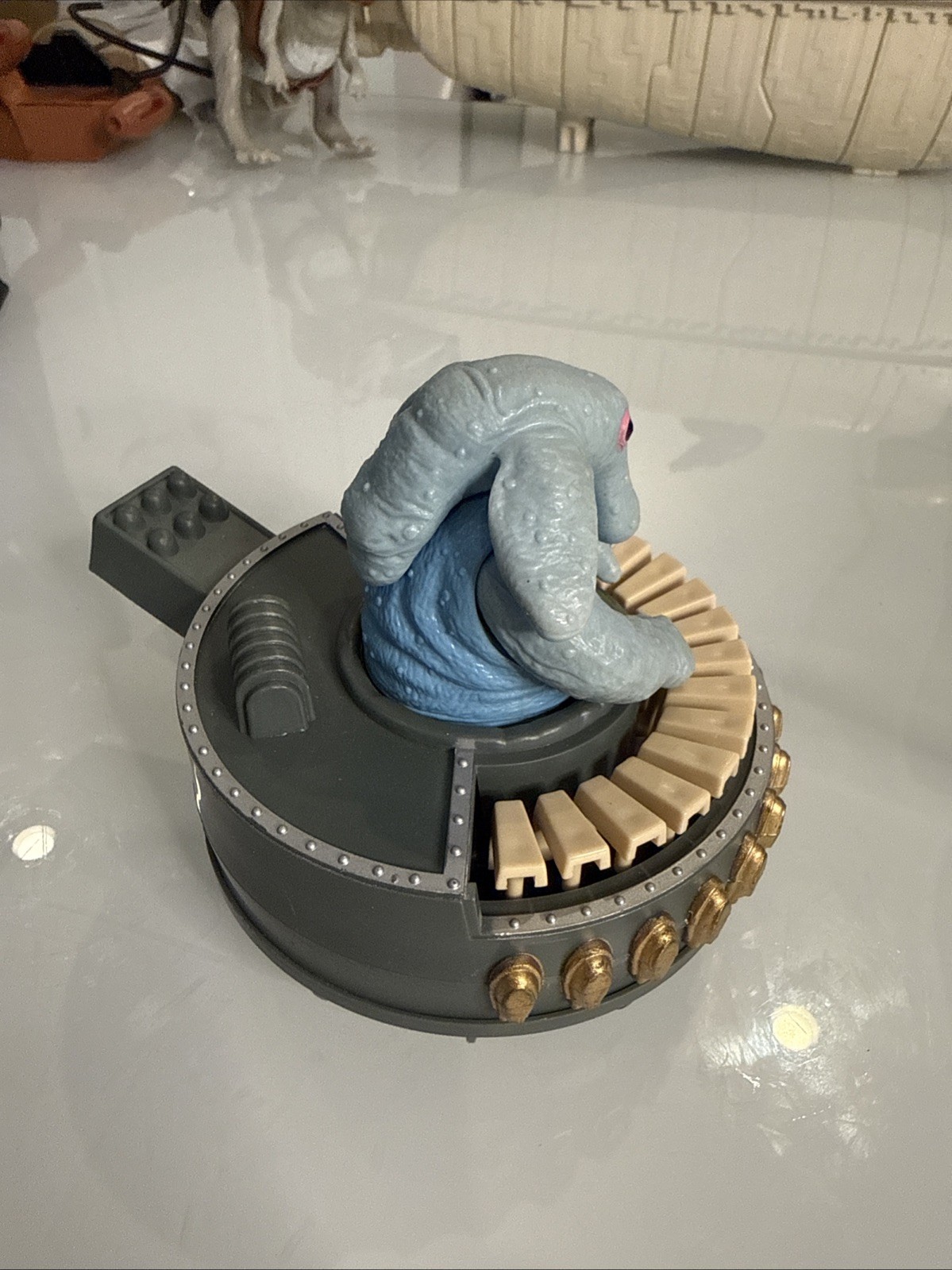 Max Rebo sold