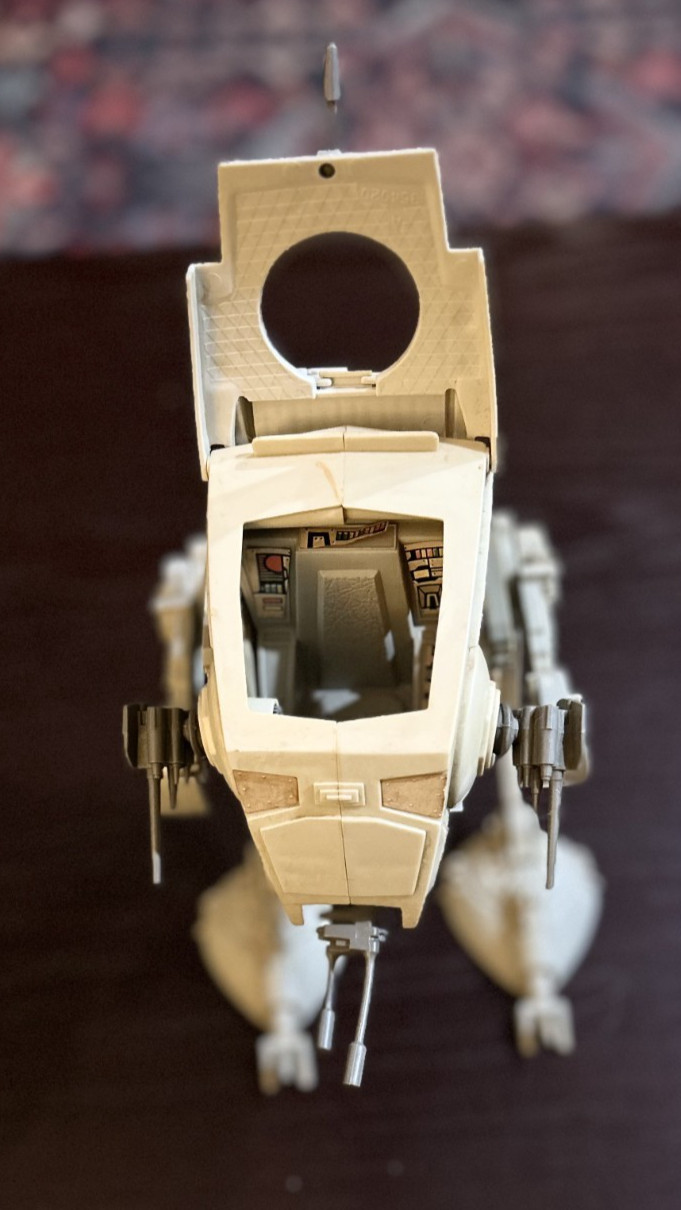 Scout Walker (AT-ST) sold