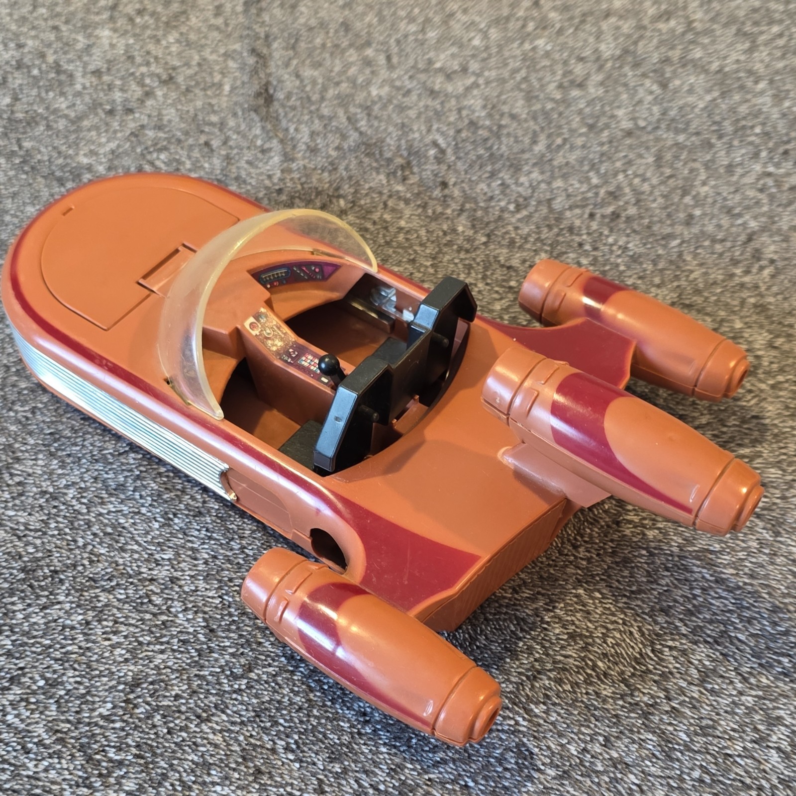 Landspeeder sold