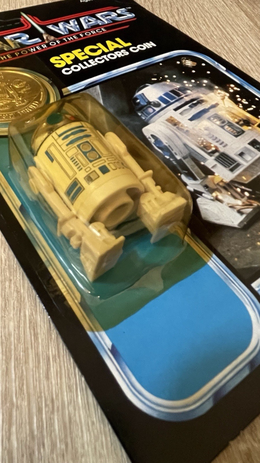 R2-D2 (Artoo-Detoo) with pop-up Lightsaber sold