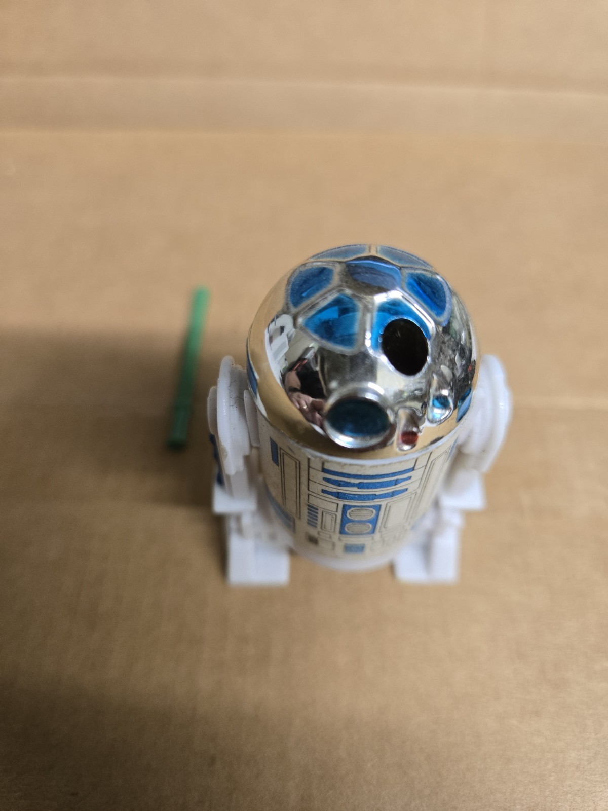 R2-D2 (Artoo-Detoo) with pop-up Lightsaber sold