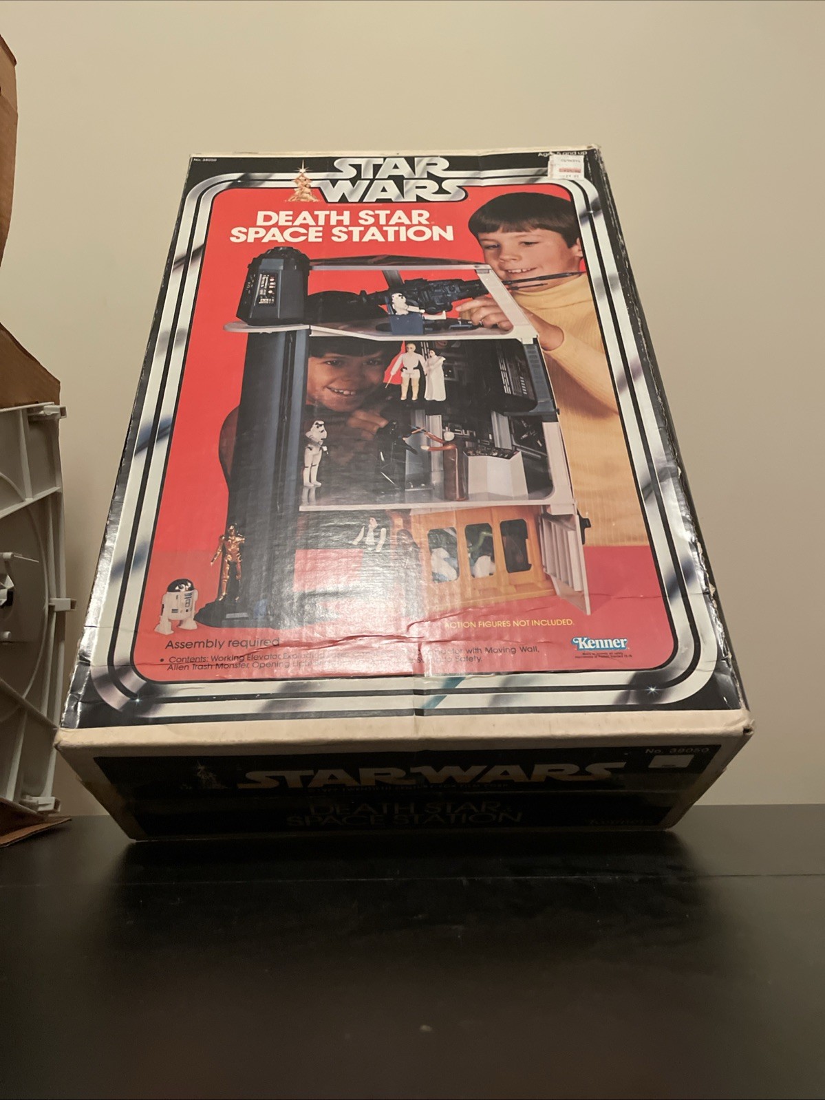 Death Star Space Station (Kenner) sold