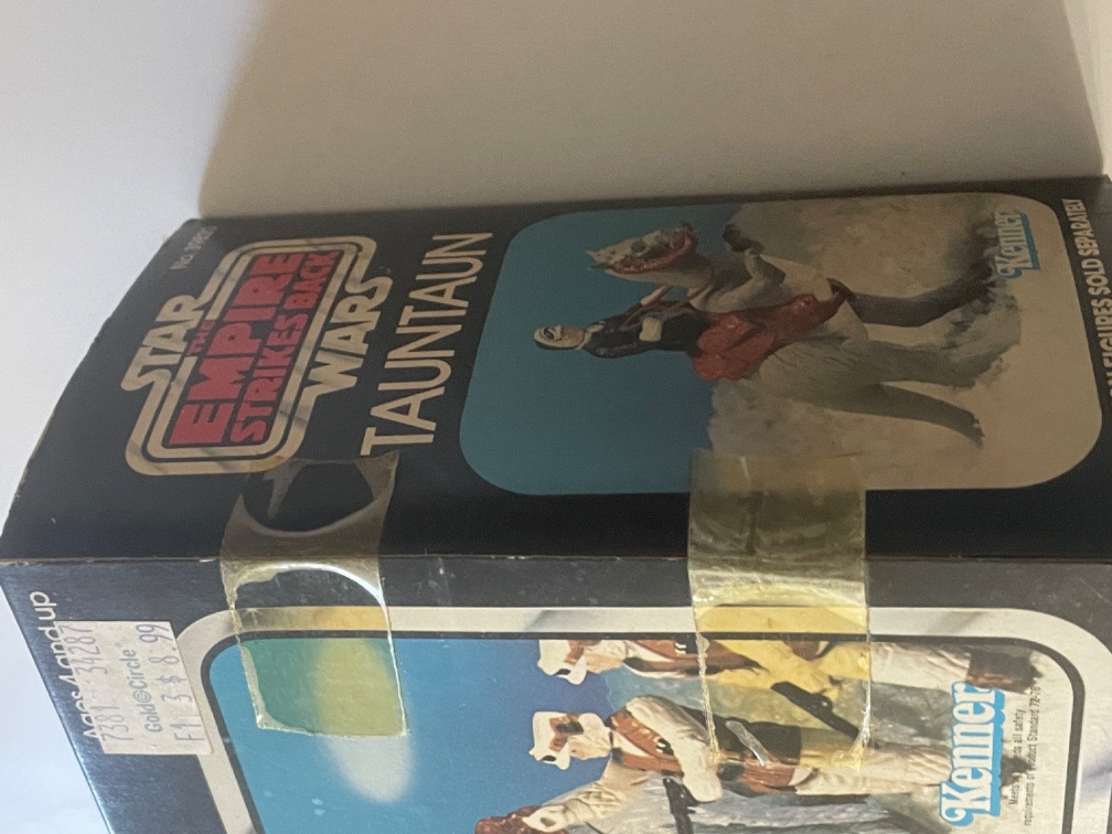 Tauntaun (closed belly) sold