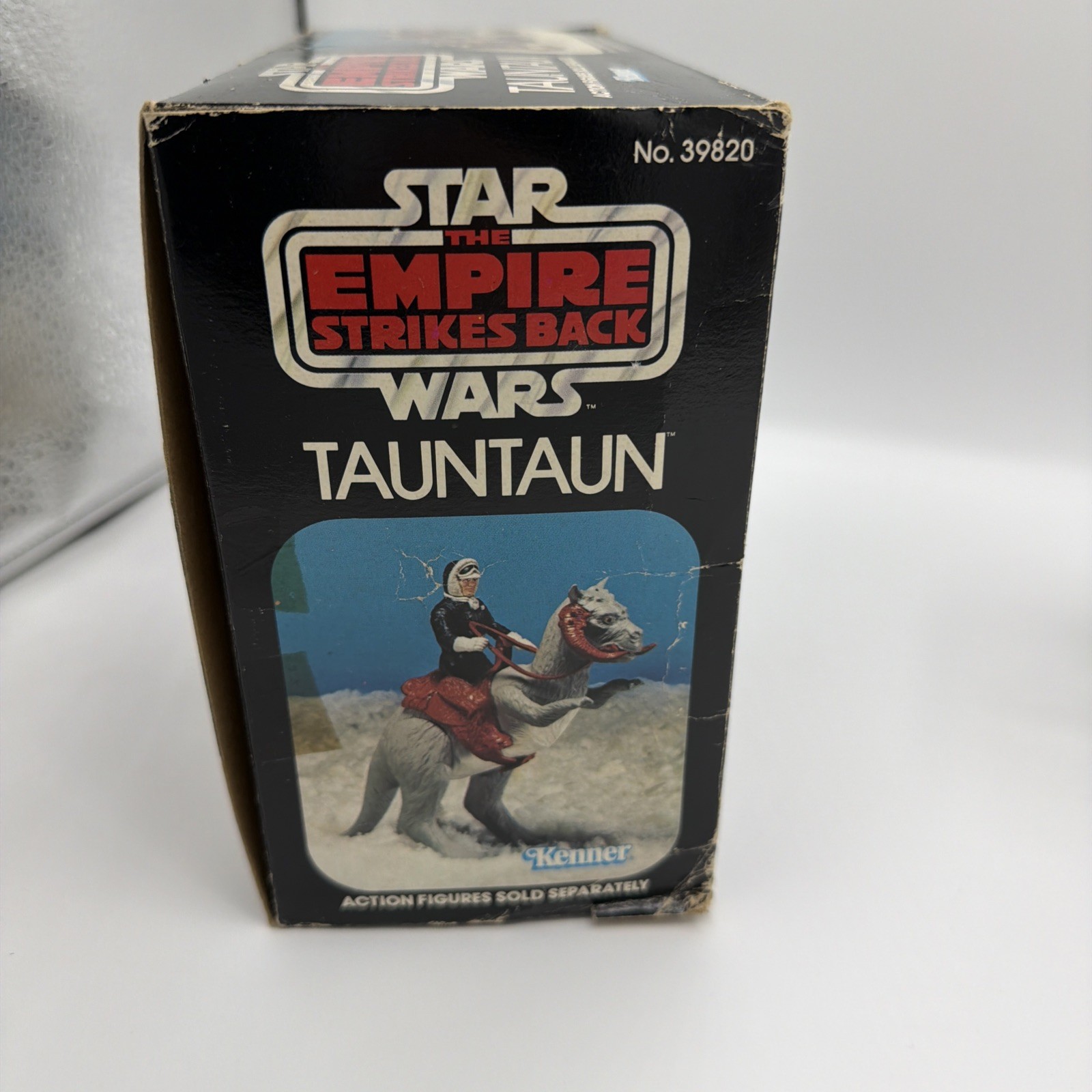 Tauntaun (closed belly) sold