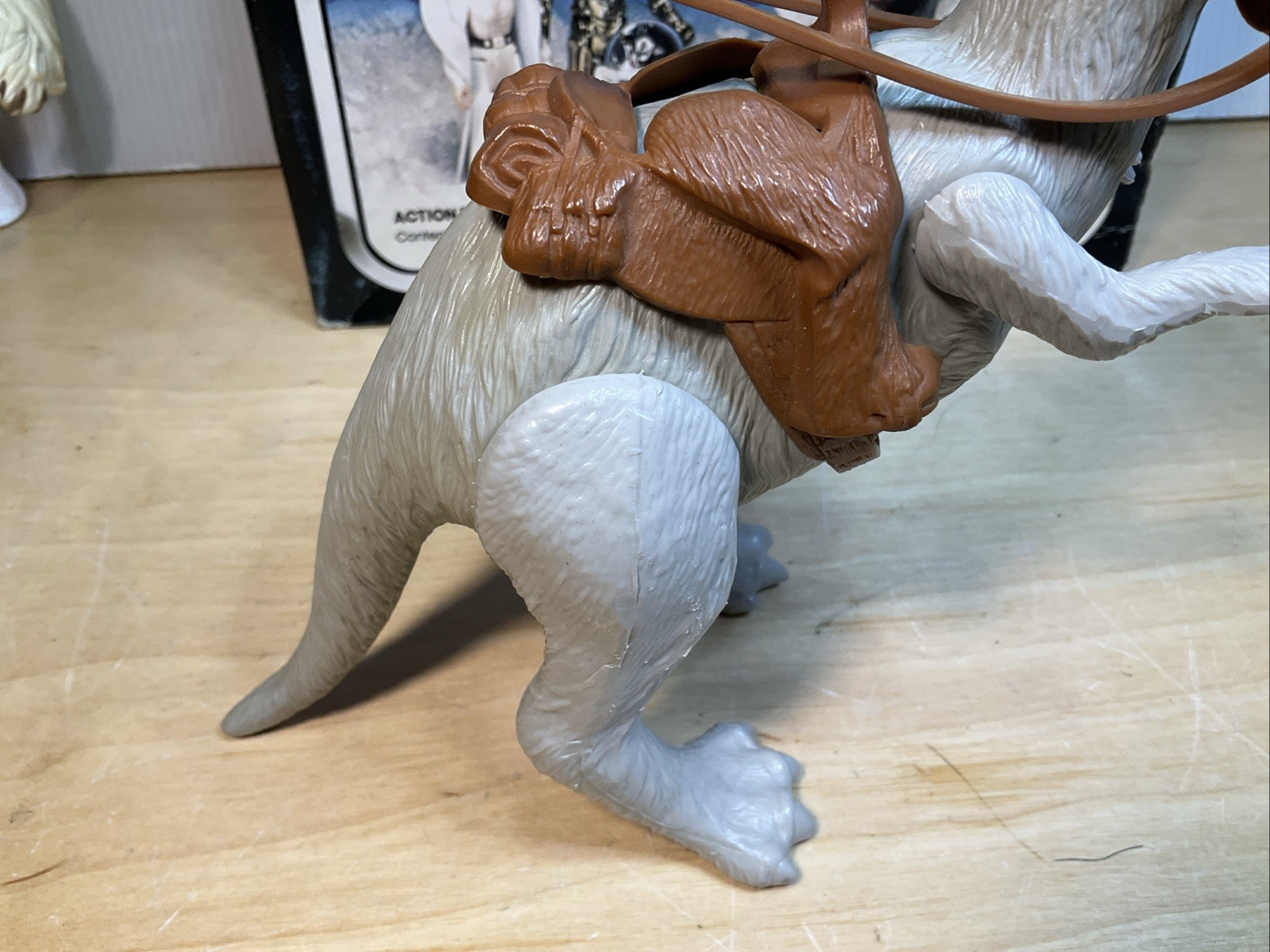 Tauntaun (closed belly) sold