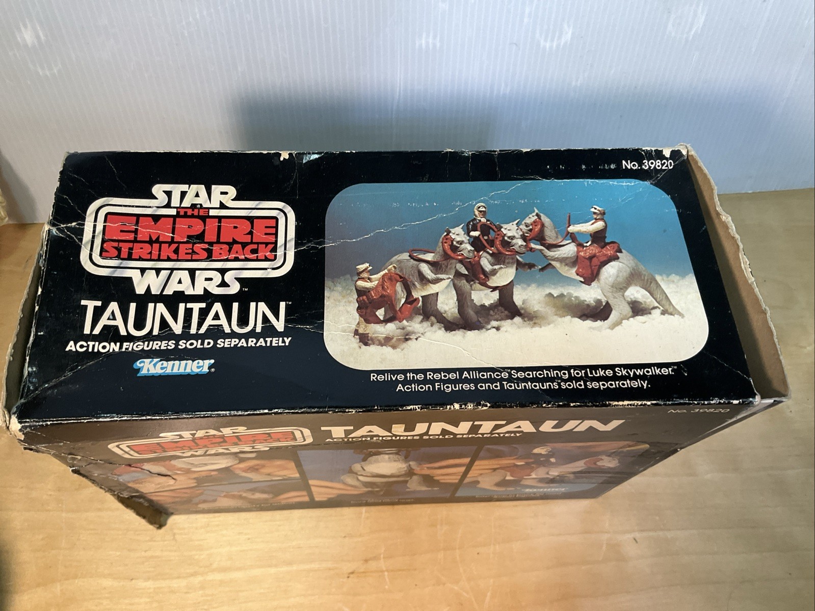 Tauntaun (closed belly) sold