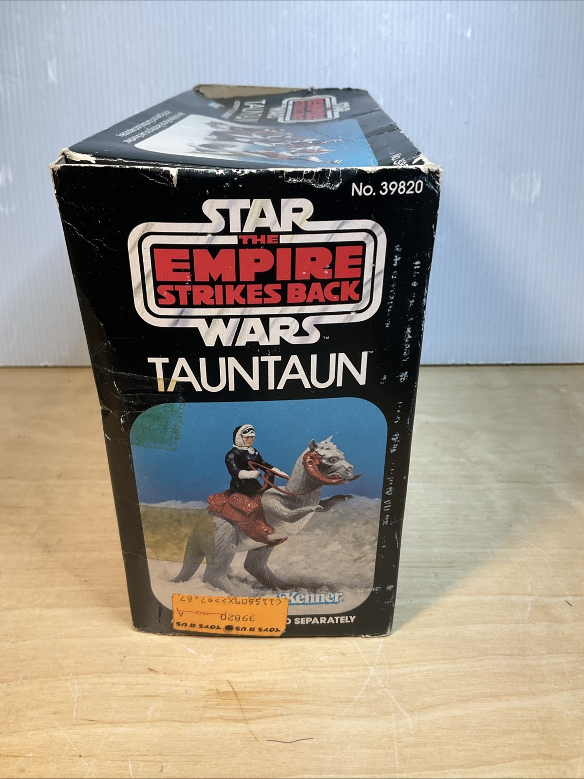 Tauntaun (closed belly) sold