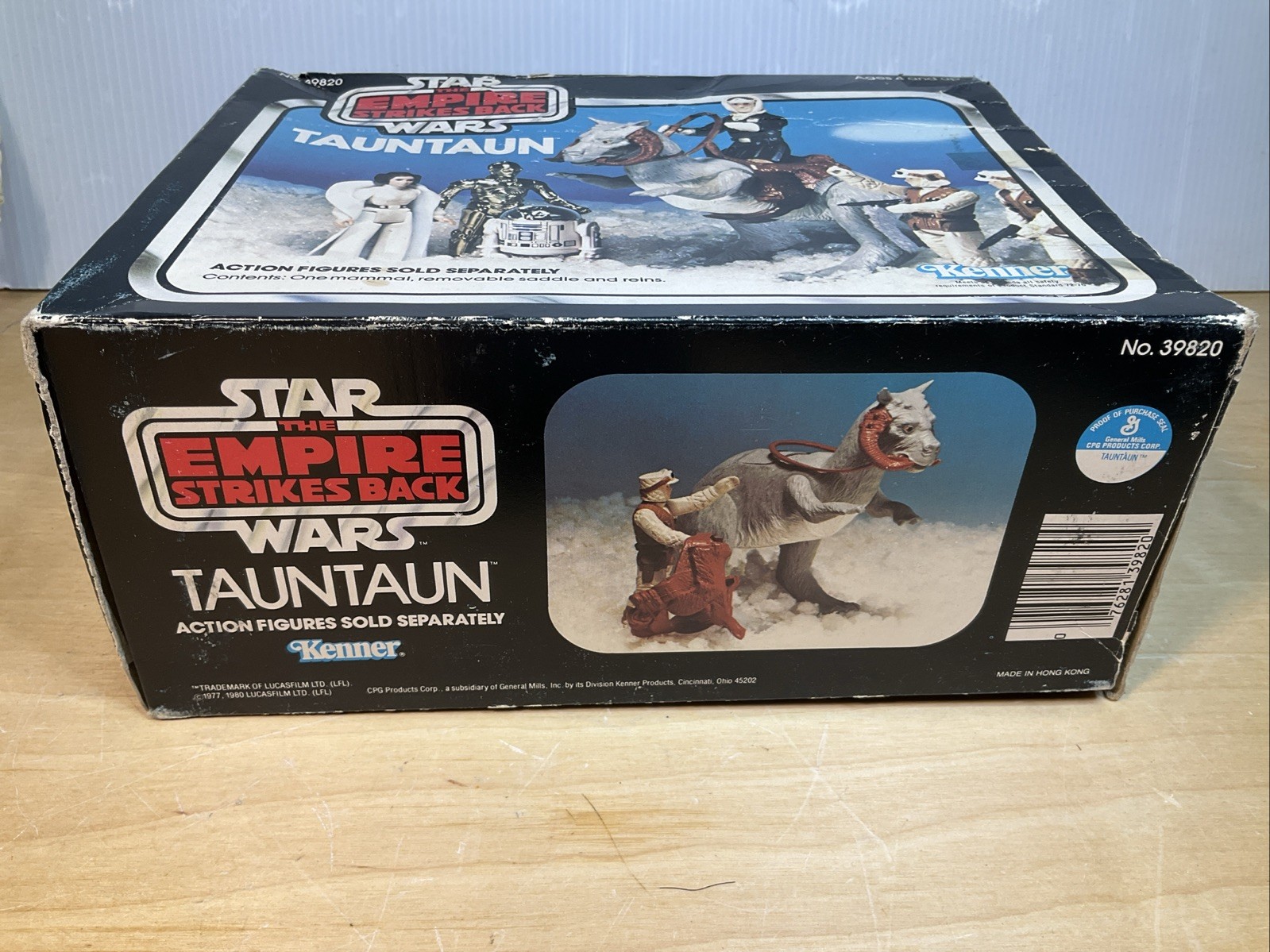 Tauntaun (closed belly) sold
