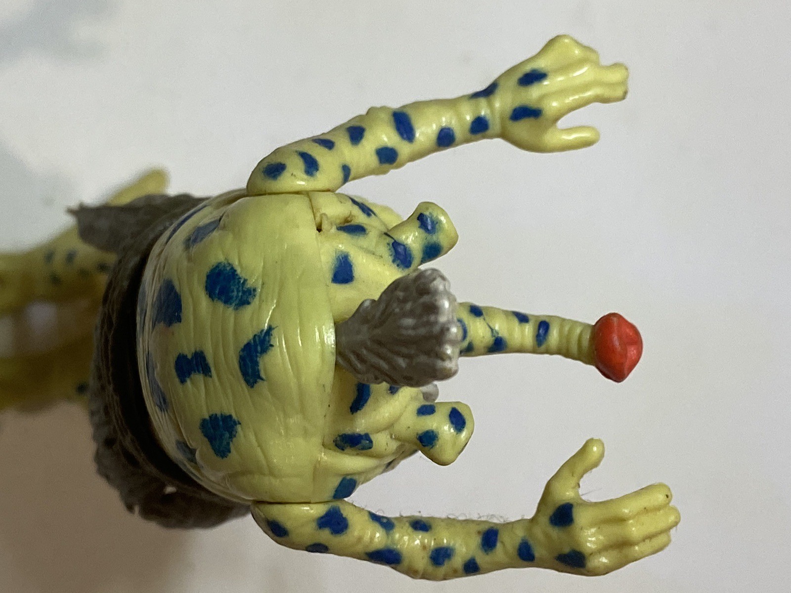 Sy Snootles sold