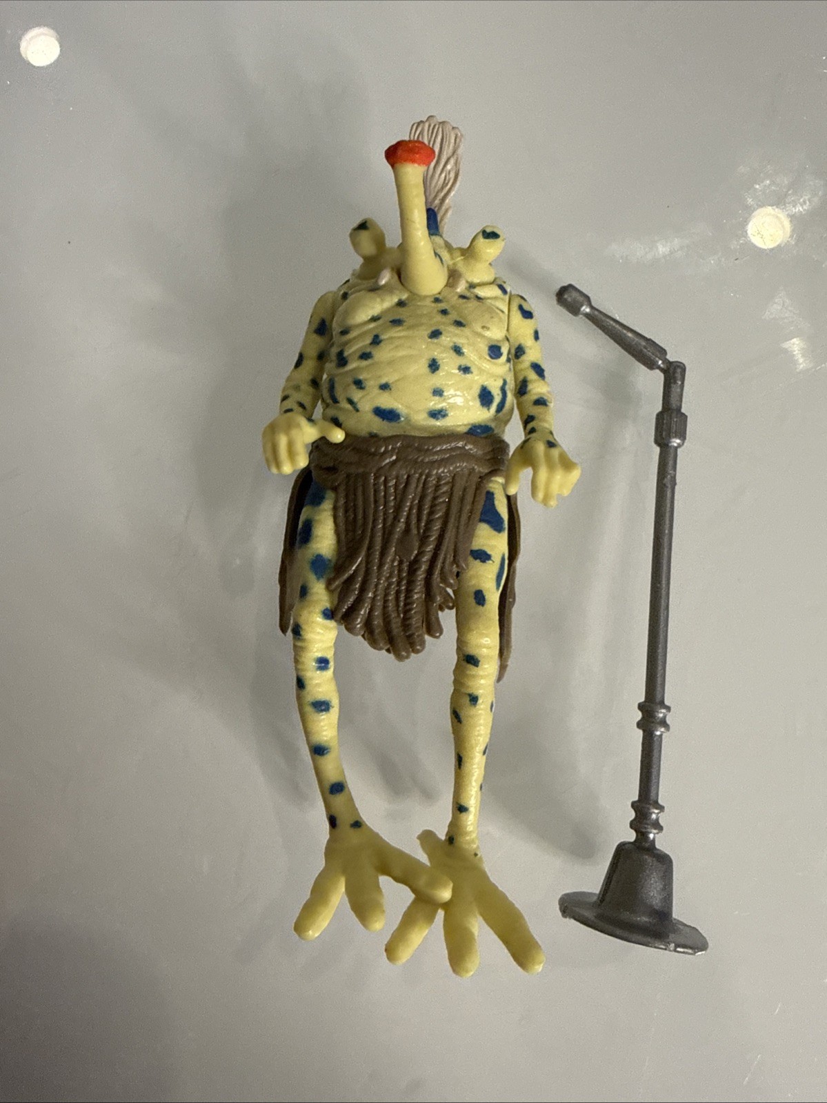 Sy Snootles sold