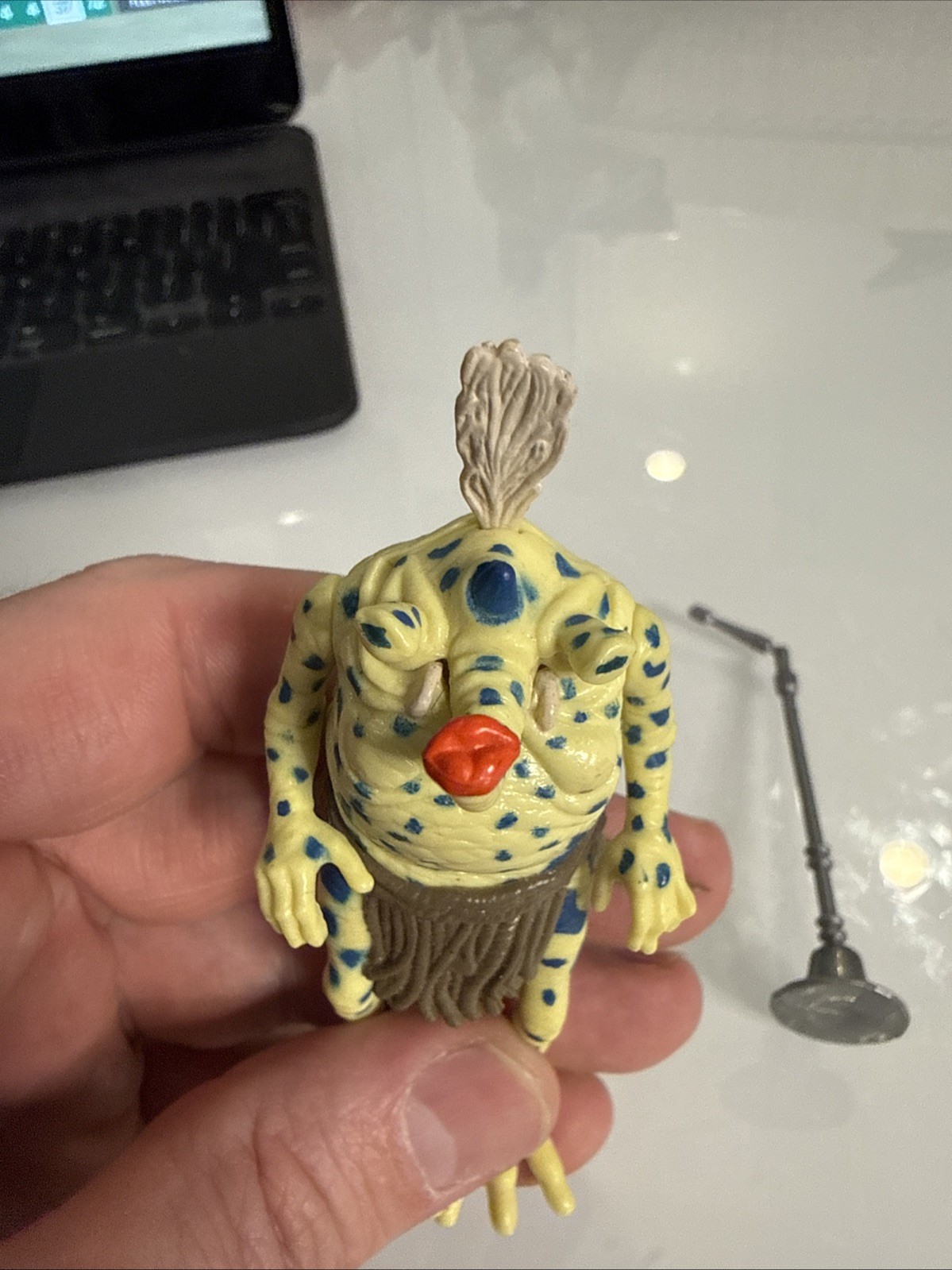 Sy Snootles sold