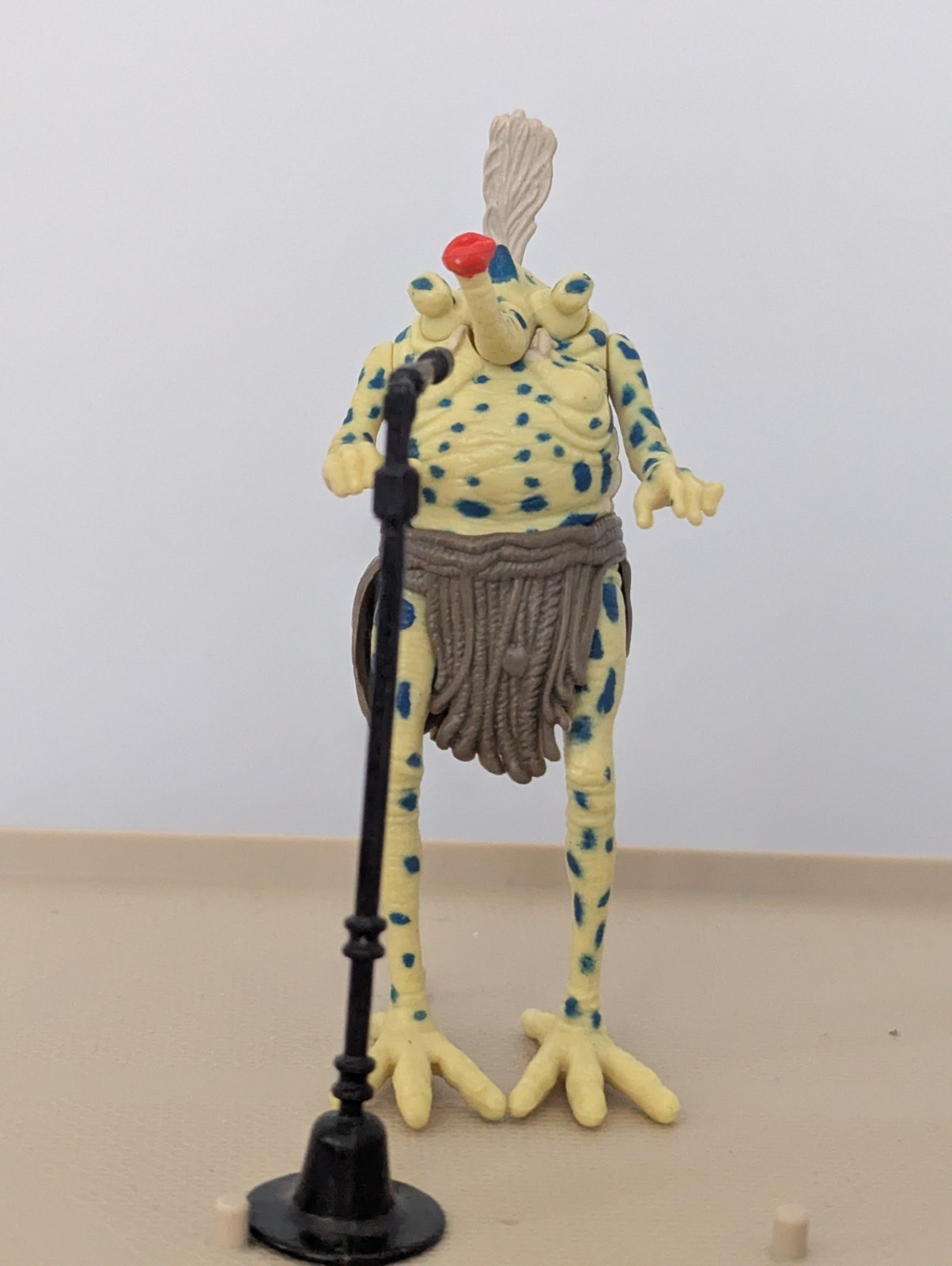 Sy Snootles sold
