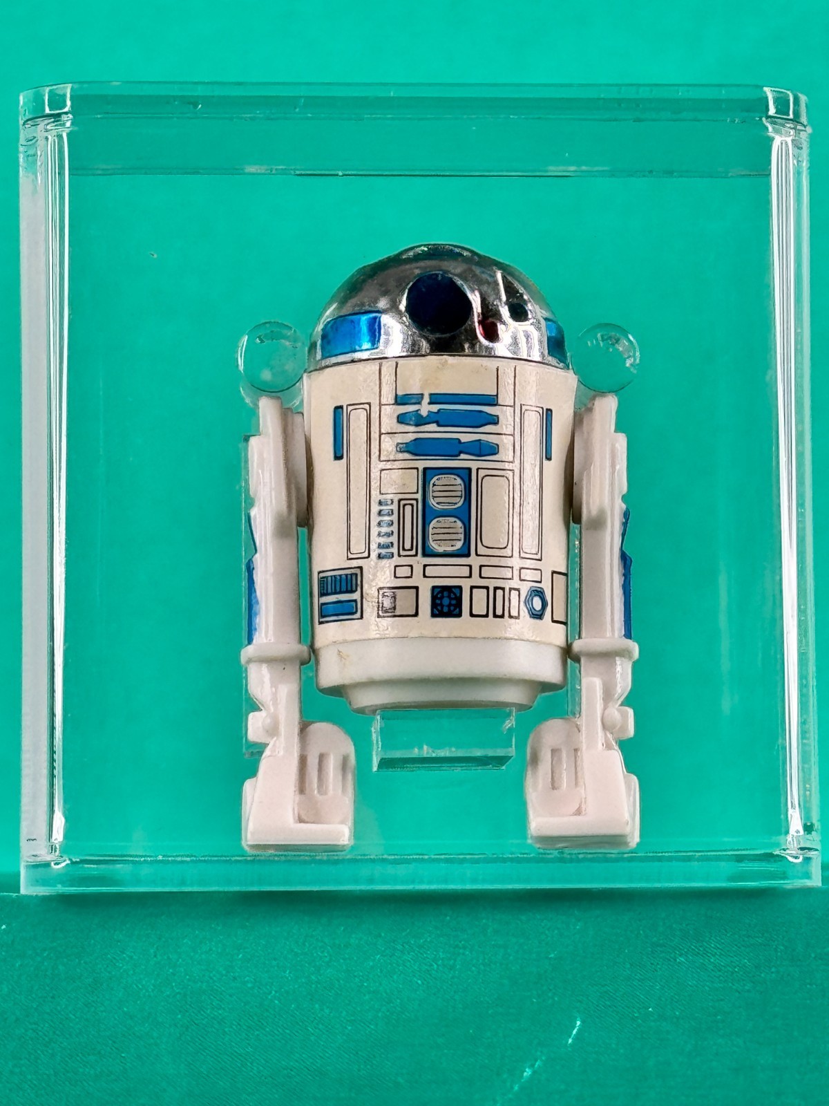 R2-D2 (Artoo-Detoo) sold