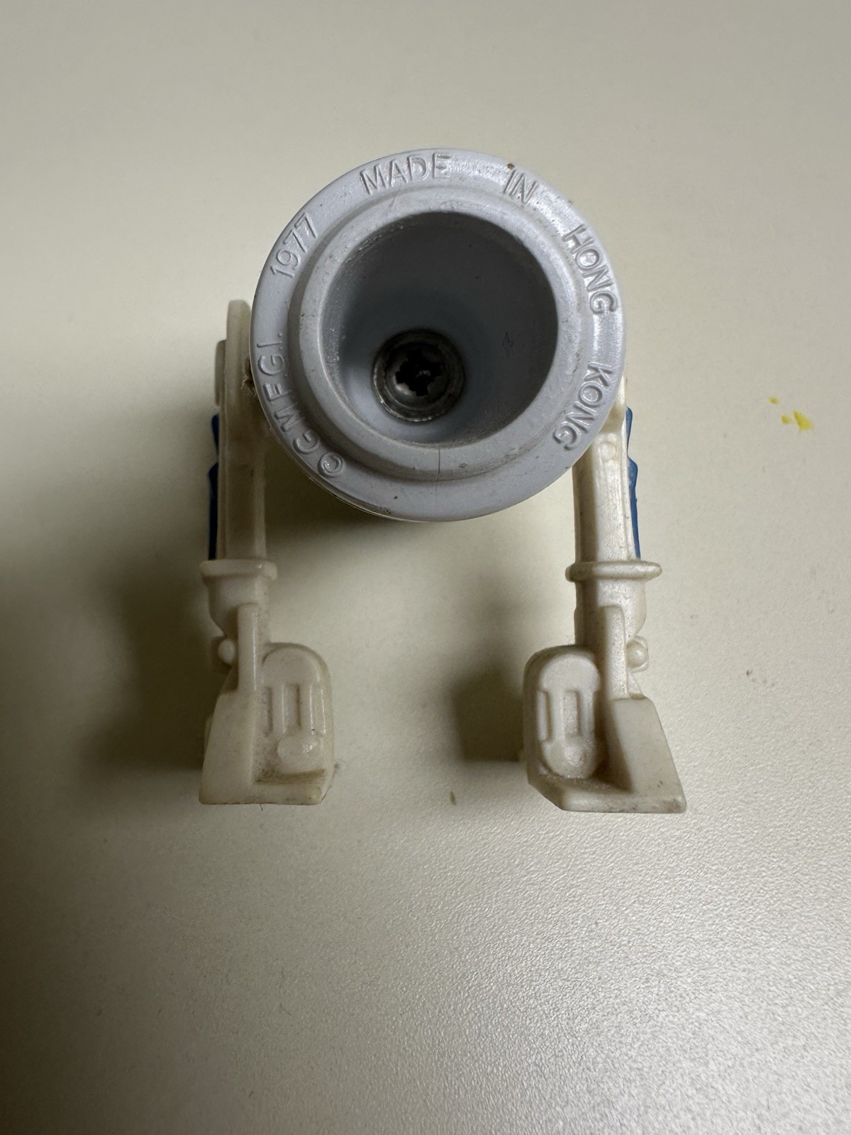 R2-D2 (Artoo-Detoo) (with Sensorscope) sold