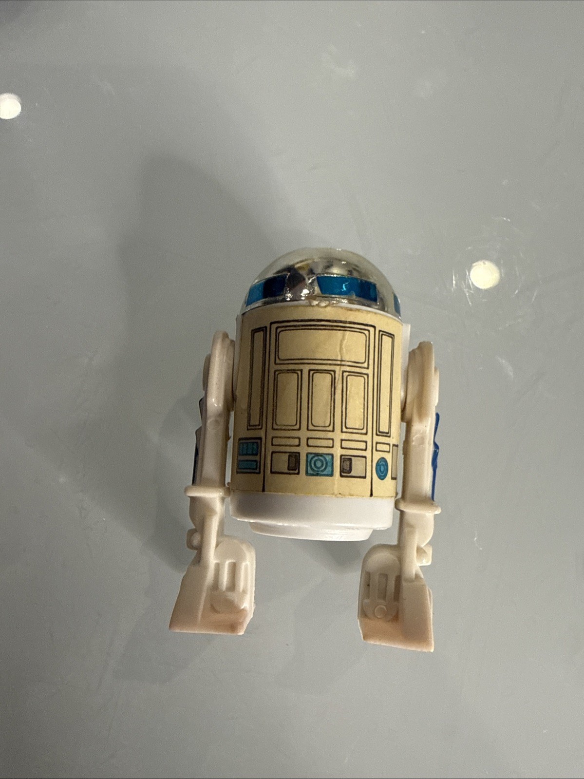 R2-D2 (Artoo-Detoo) (with Sensorscope) sold
