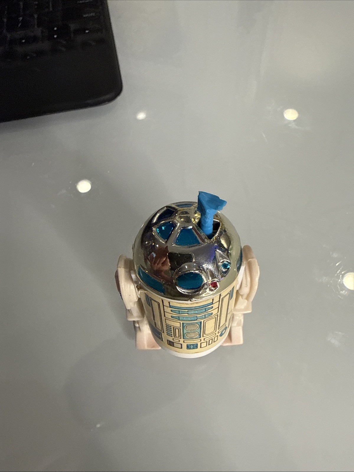R2-D2 (Artoo-Detoo) (with Sensorscope) sold