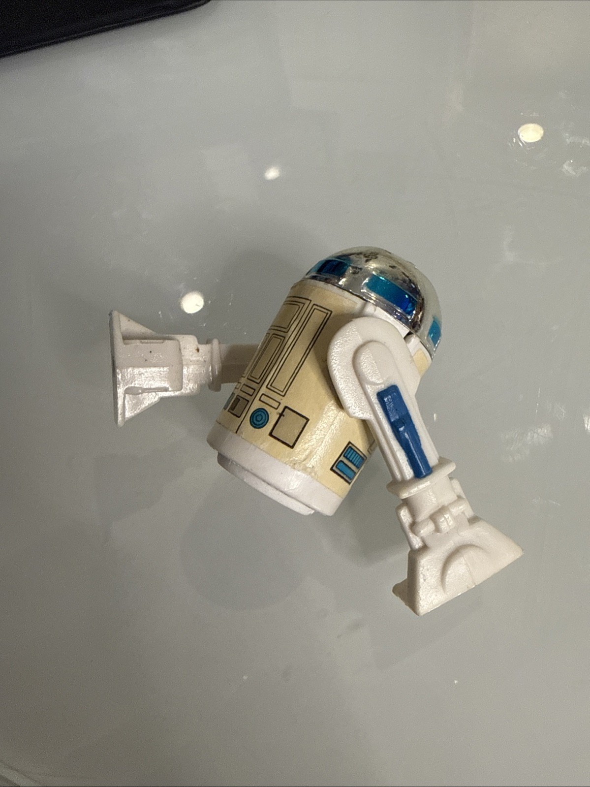 R2-D2 (Artoo-Detoo) (with Sensorscope) sold