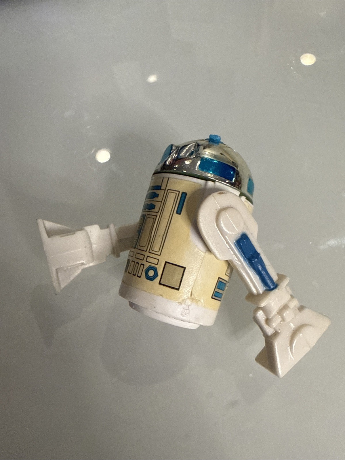 R2-D2 (Artoo-Detoo) (with Sensorscope) sold