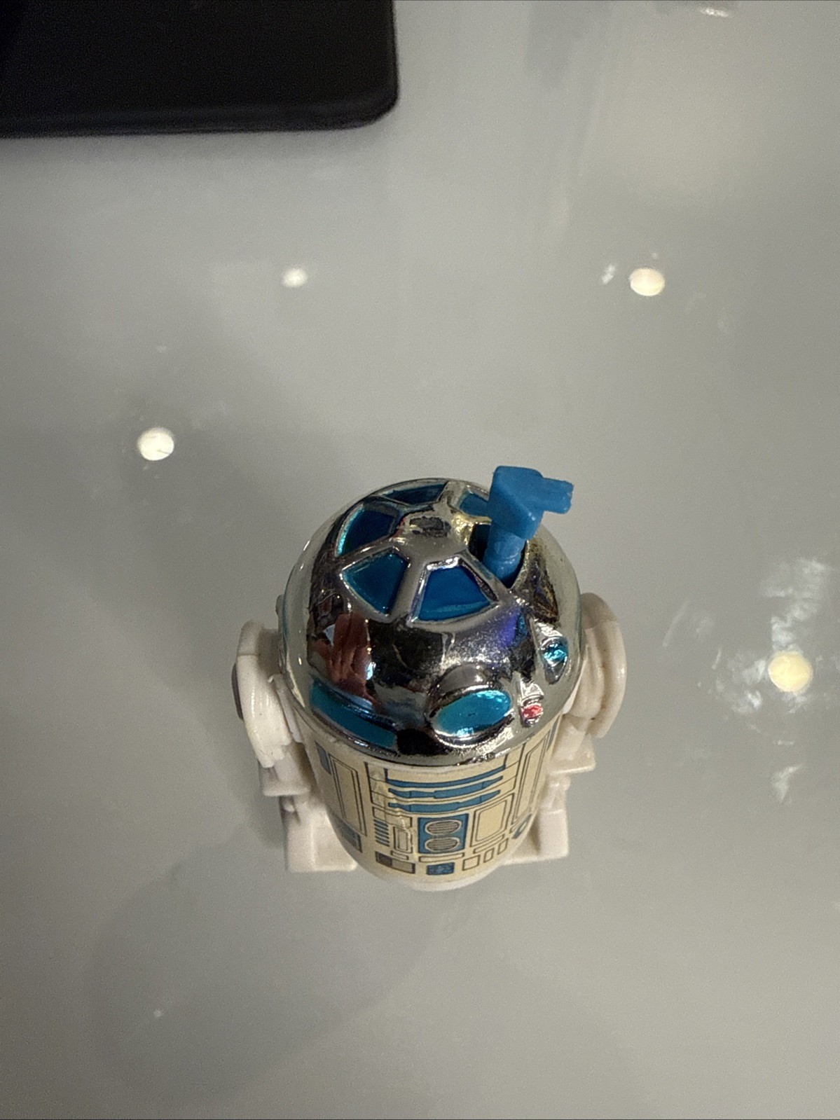 R2-D2 (Artoo-Detoo) (with Sensorscope) sold
