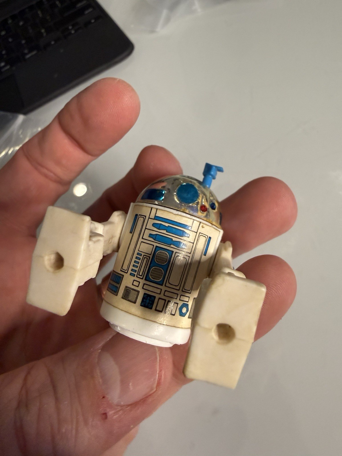R2-D2 (Artoo-Detoo) (with Sensorscope) sold