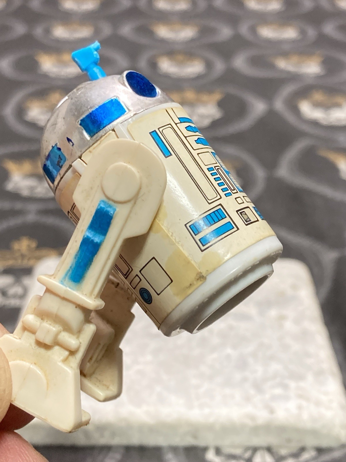 R2-D2 (Artoo-Detoo) (with Sensorscope) sold
