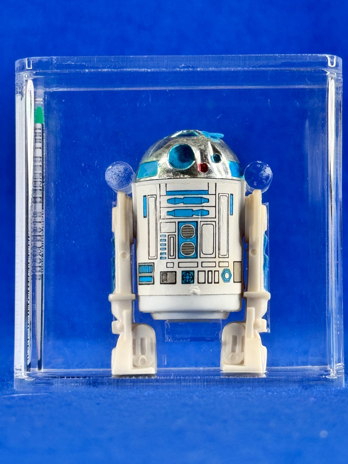 R2-D2 (Artoo-Detoo) (with Sensorscope) sold