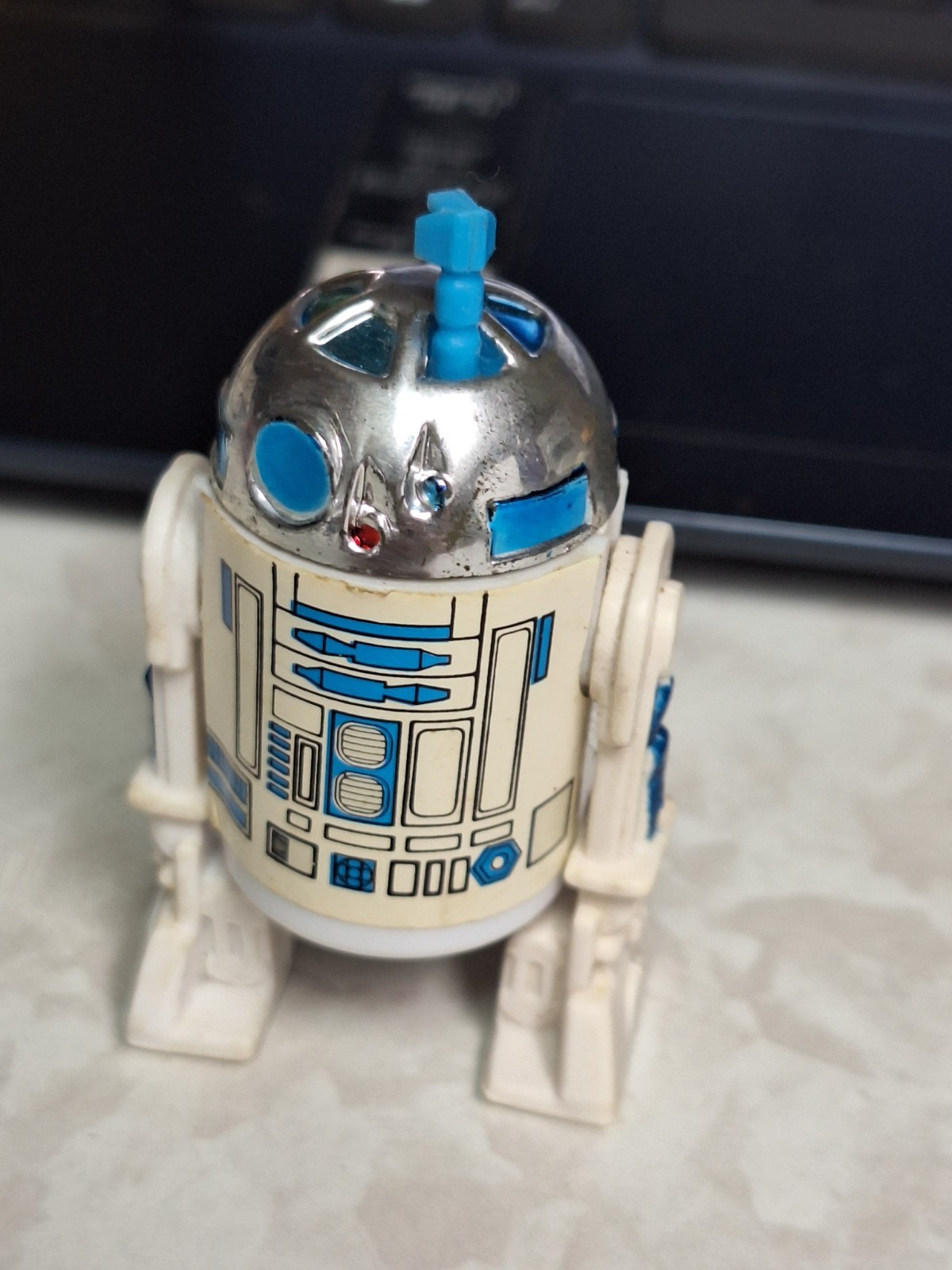 R2-D2 (Artoo-Detoo) (with Sensorscope) sold