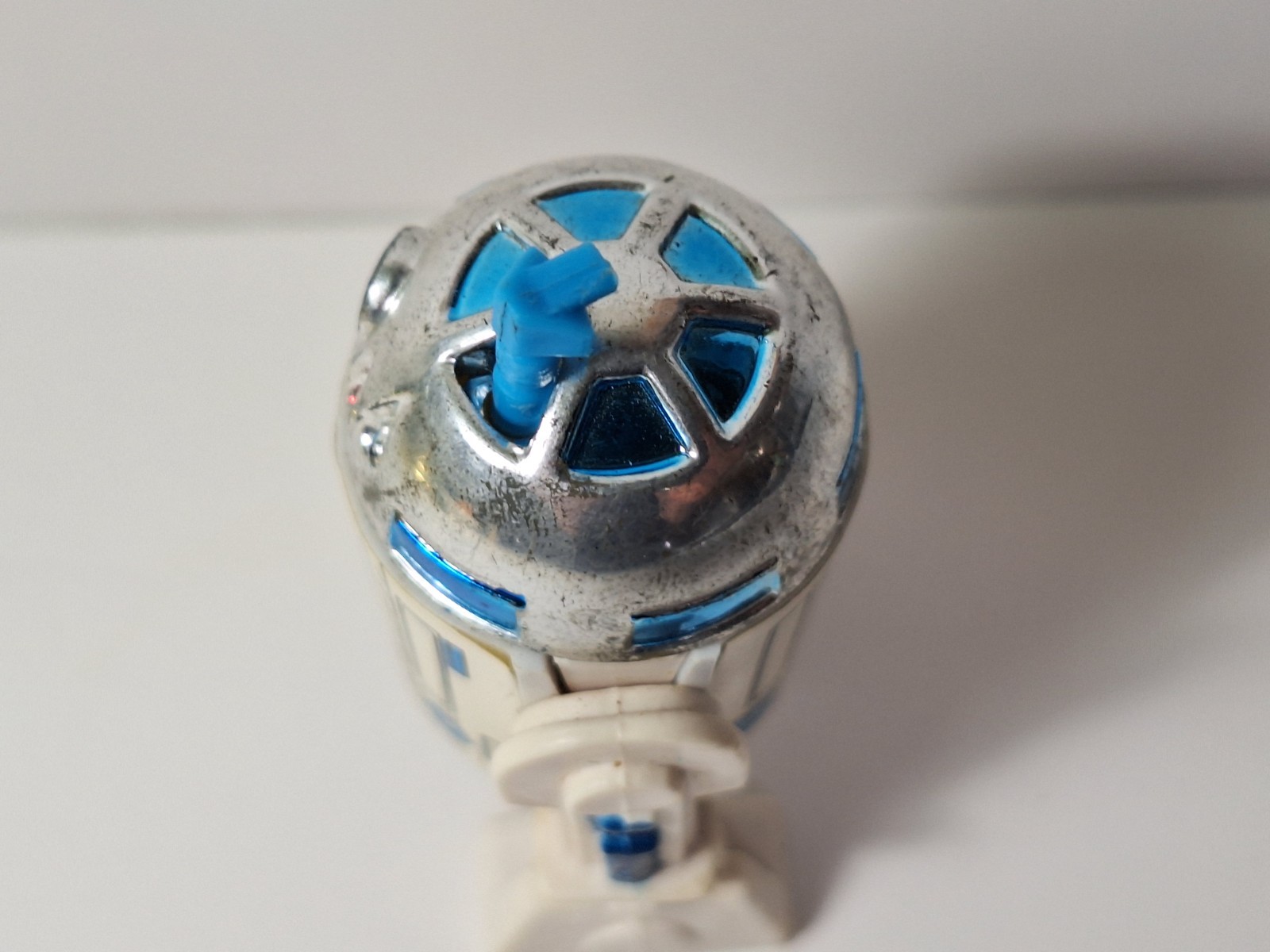 R2-D2 (Artoo-Detoo) (with Sensorscope) sold