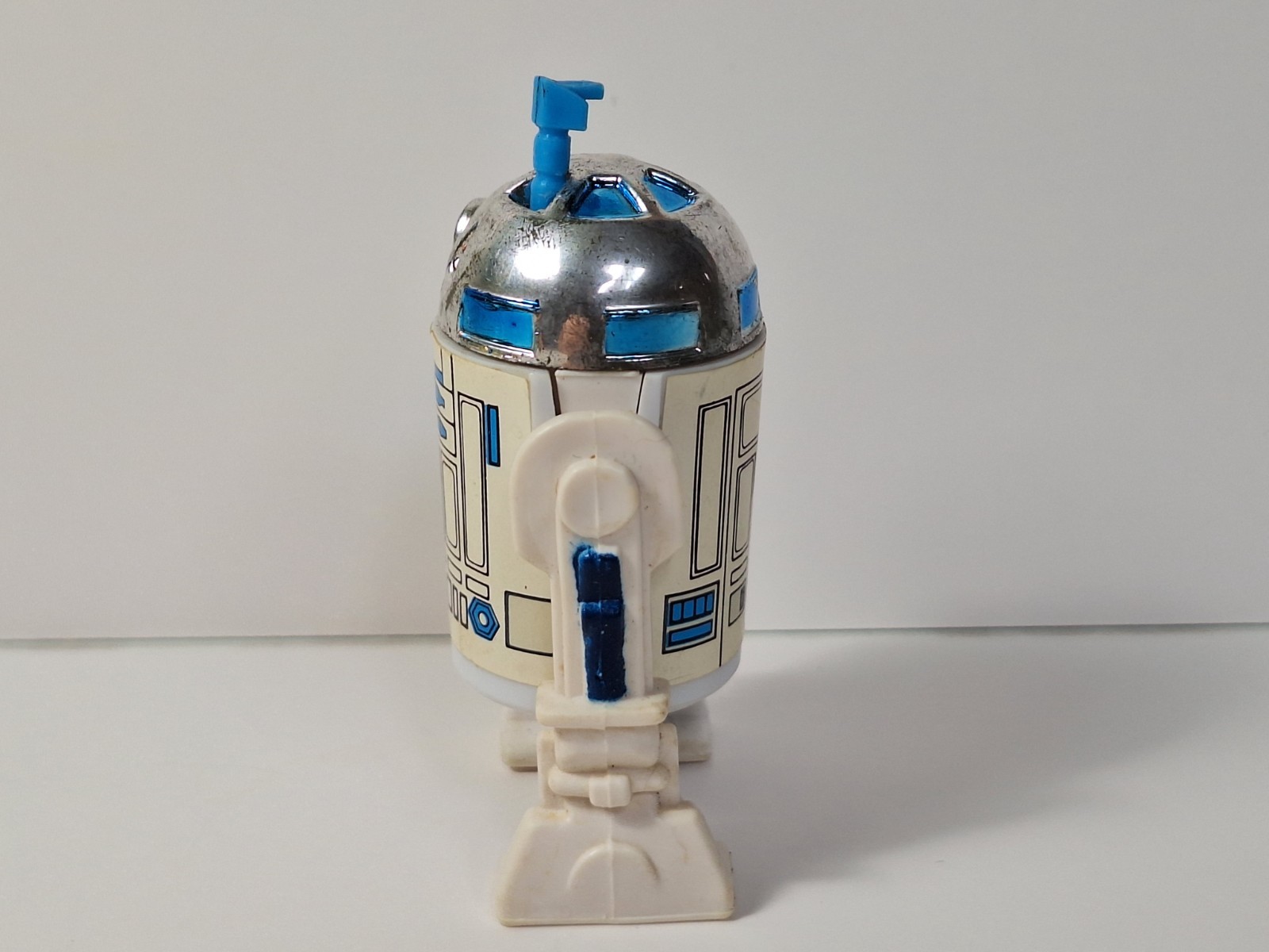 R2-D2 (Artoo-Detoo) (with Sensorscope) sold