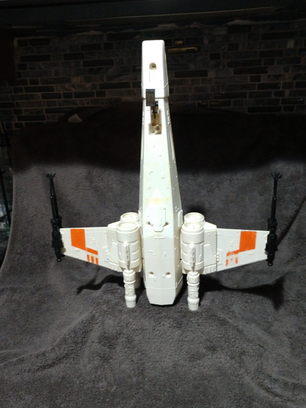 X-Wing Fighter (Battle Damaged) sold