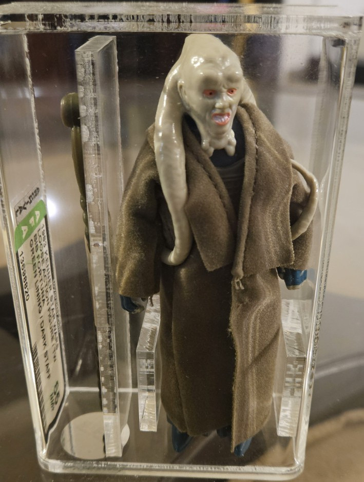 Bib Fortuna sold