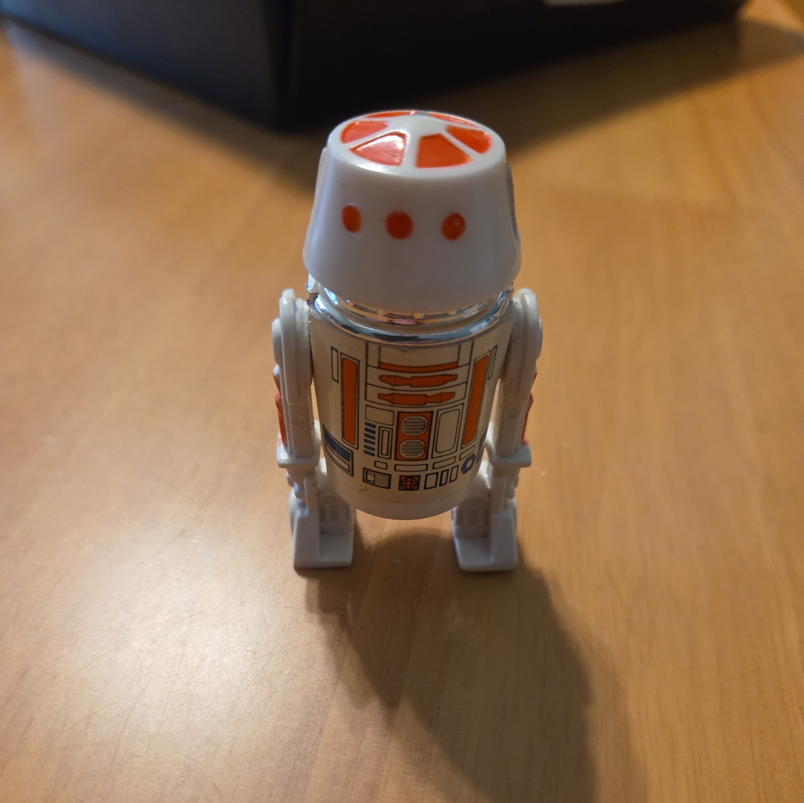 R5-D4 (Arfive-Defour) sold