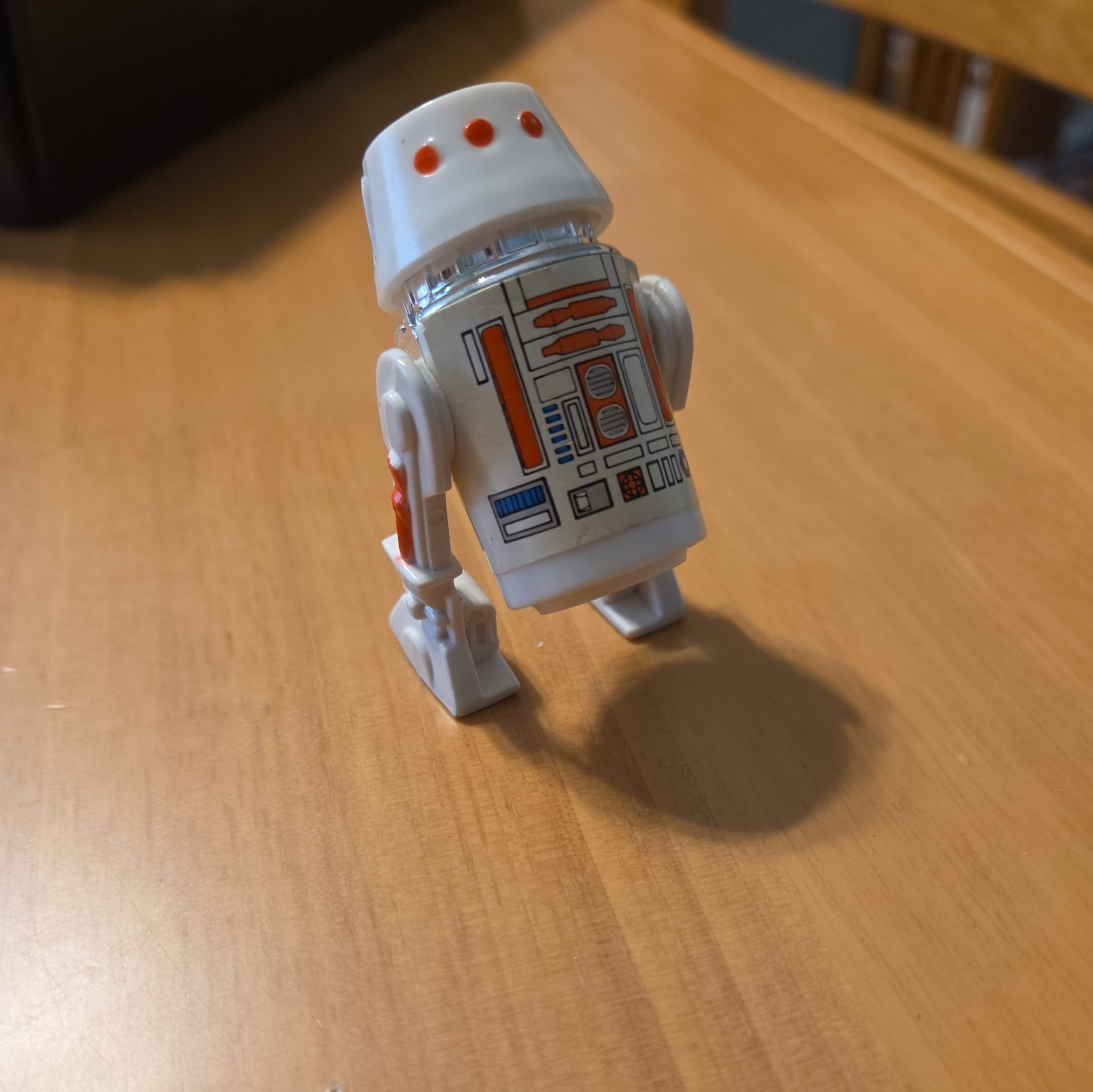 R5-D4 (Arfive-Defour) sold