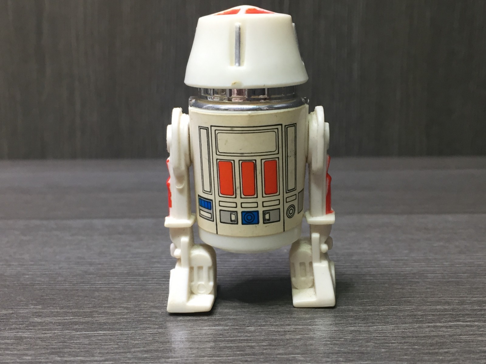R5-D4 (Arfive-Defour) sold