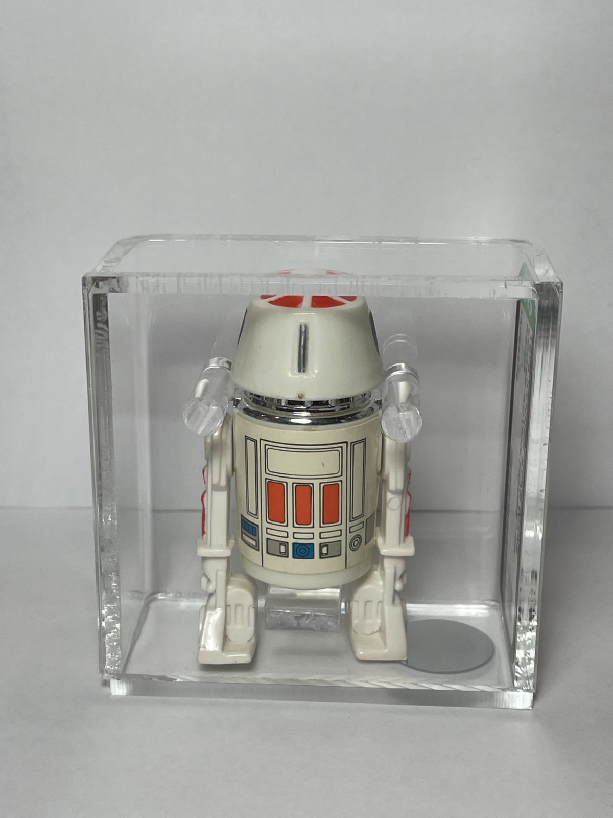 R5-D4 (Arfive-Defour) sold
