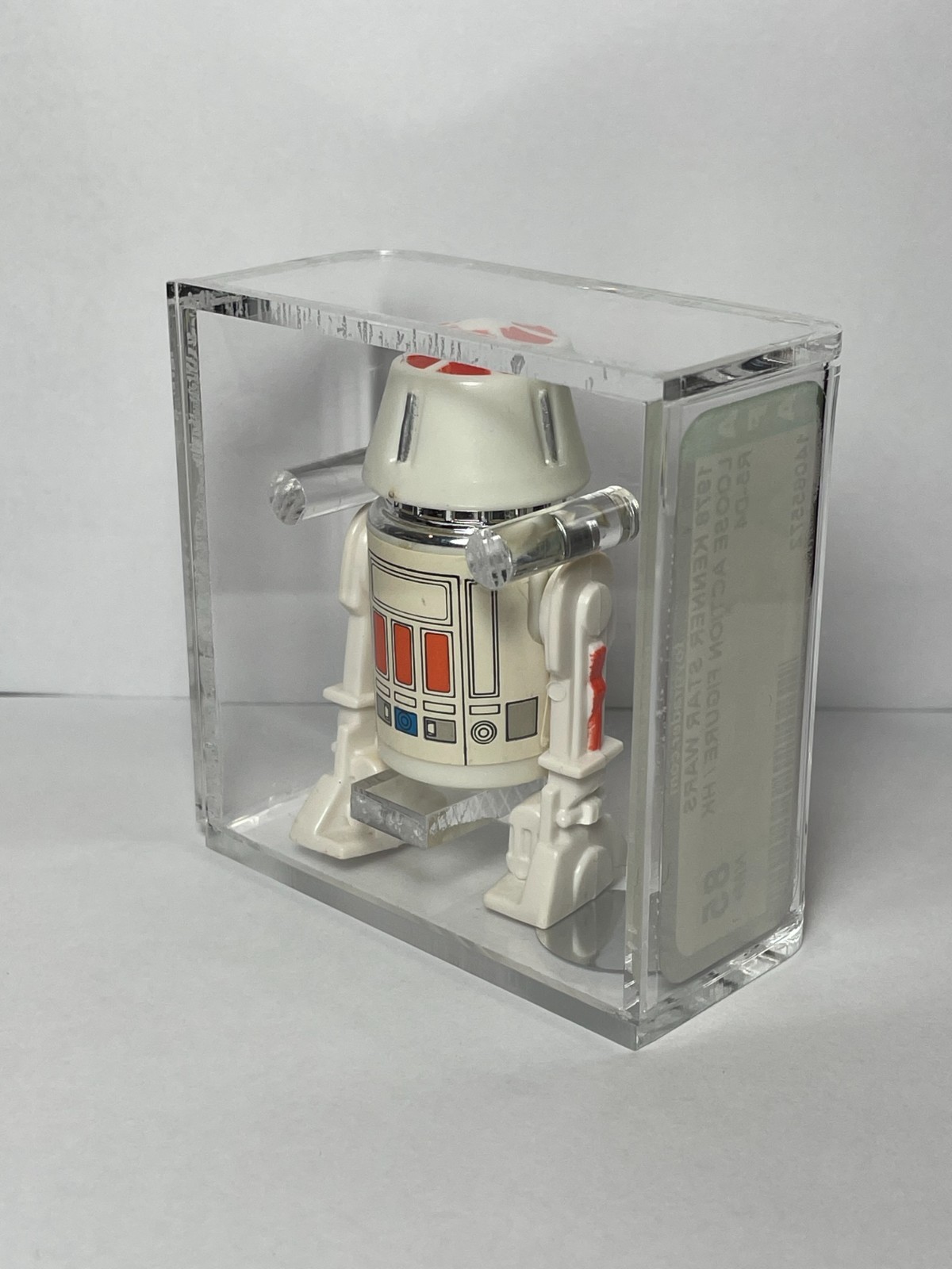R5-D4 (Arfive-Defour) sold