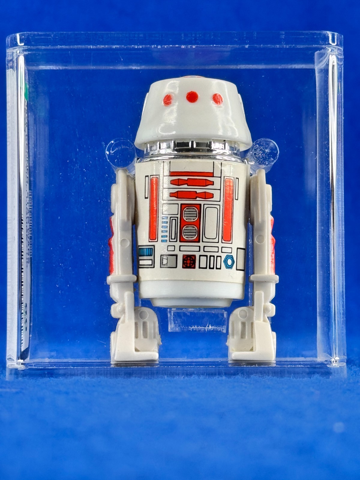 R5-D4 (Arfive-Defour) sold