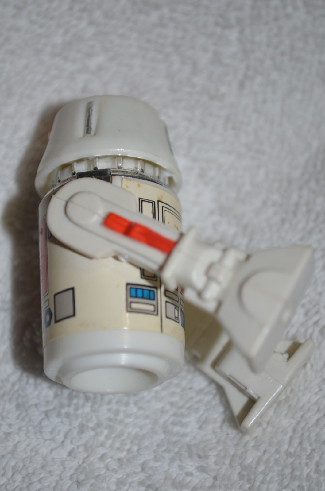 R5-D4 (Arfive-Defour) sold