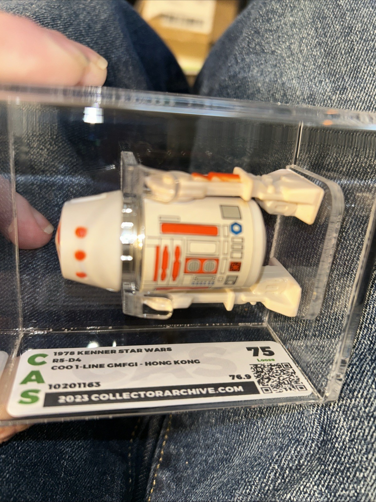R5-D4 (Arfive-Defour) sold