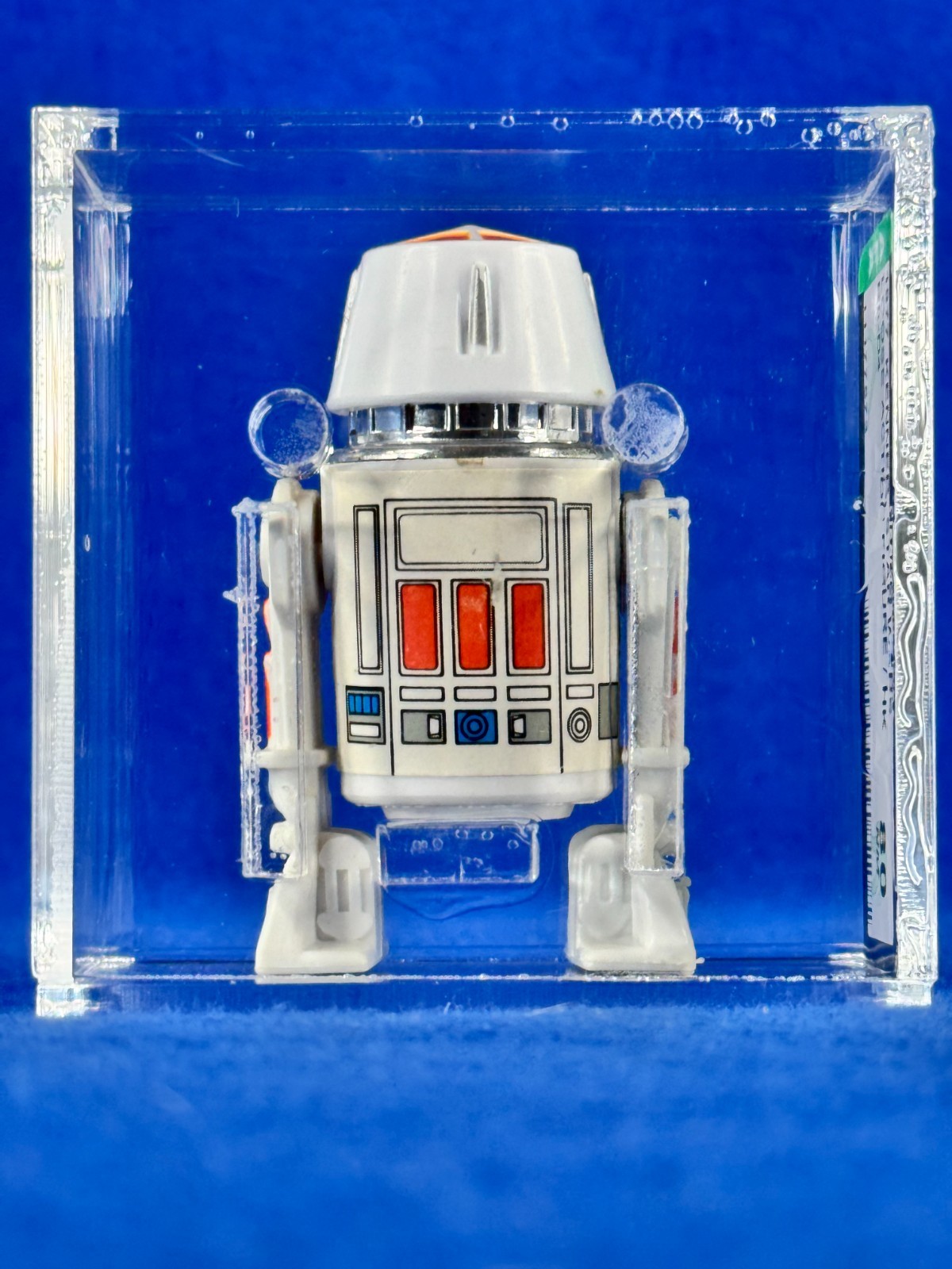 R5-D4 (Arfive-Defour) sold