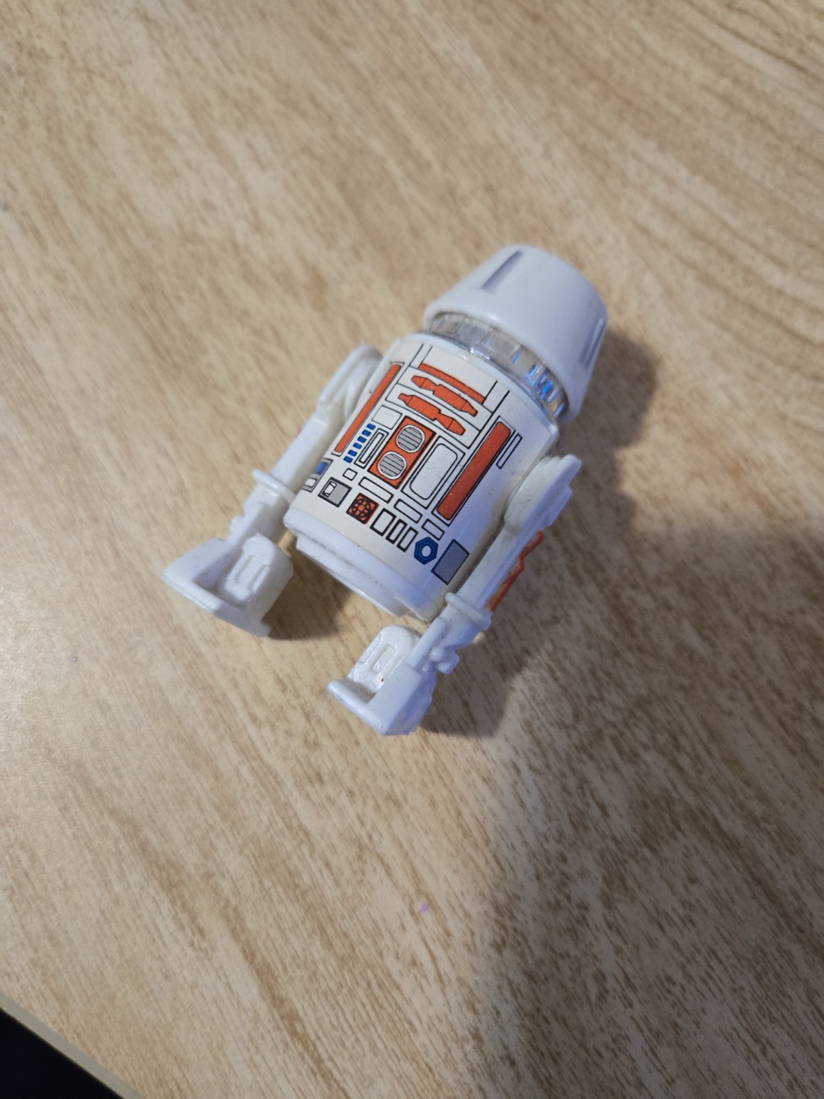 R5-D4 (Arfive-Defour) sold
