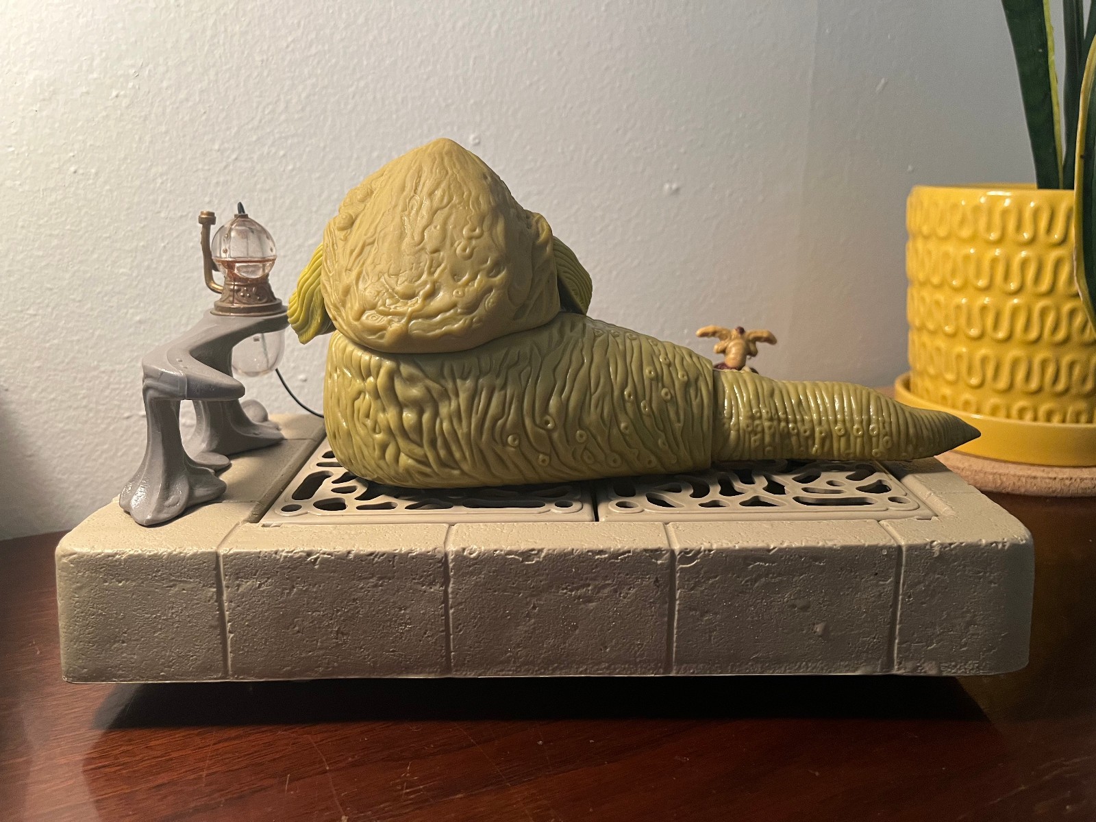 Jabba the Hutt Action Playset sold
