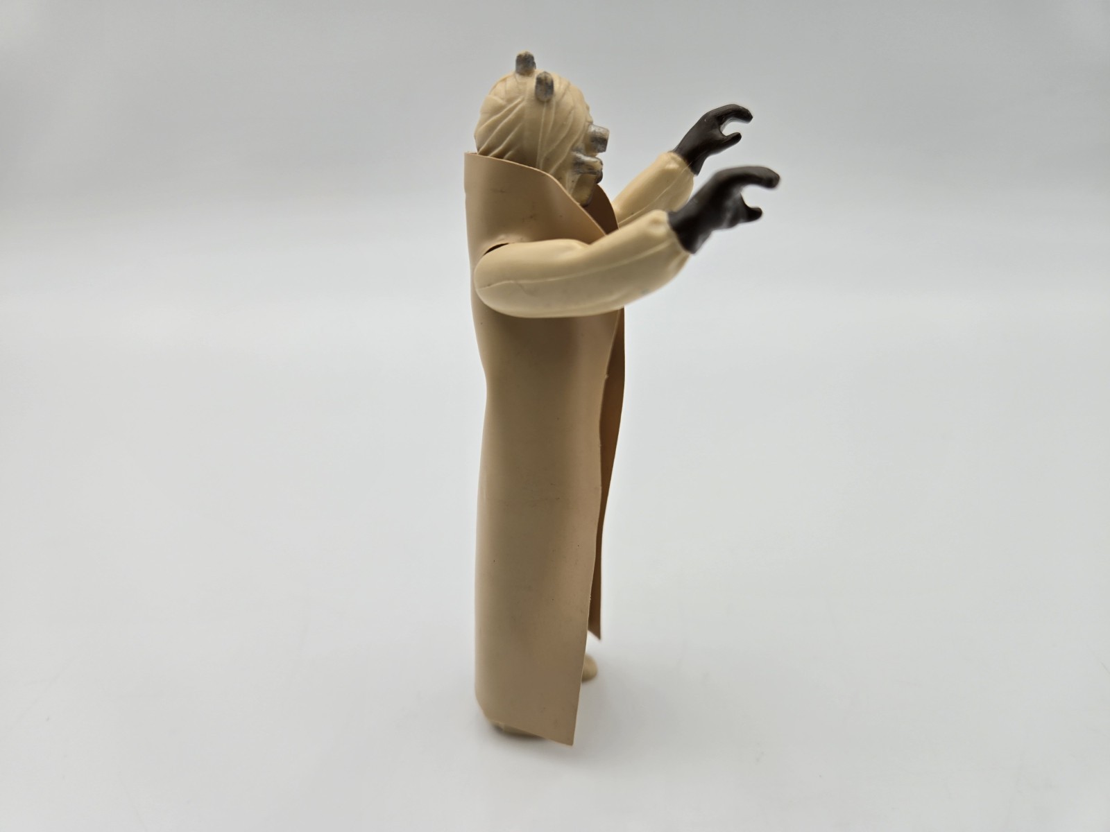 Tusken Raider (Sand People) sold