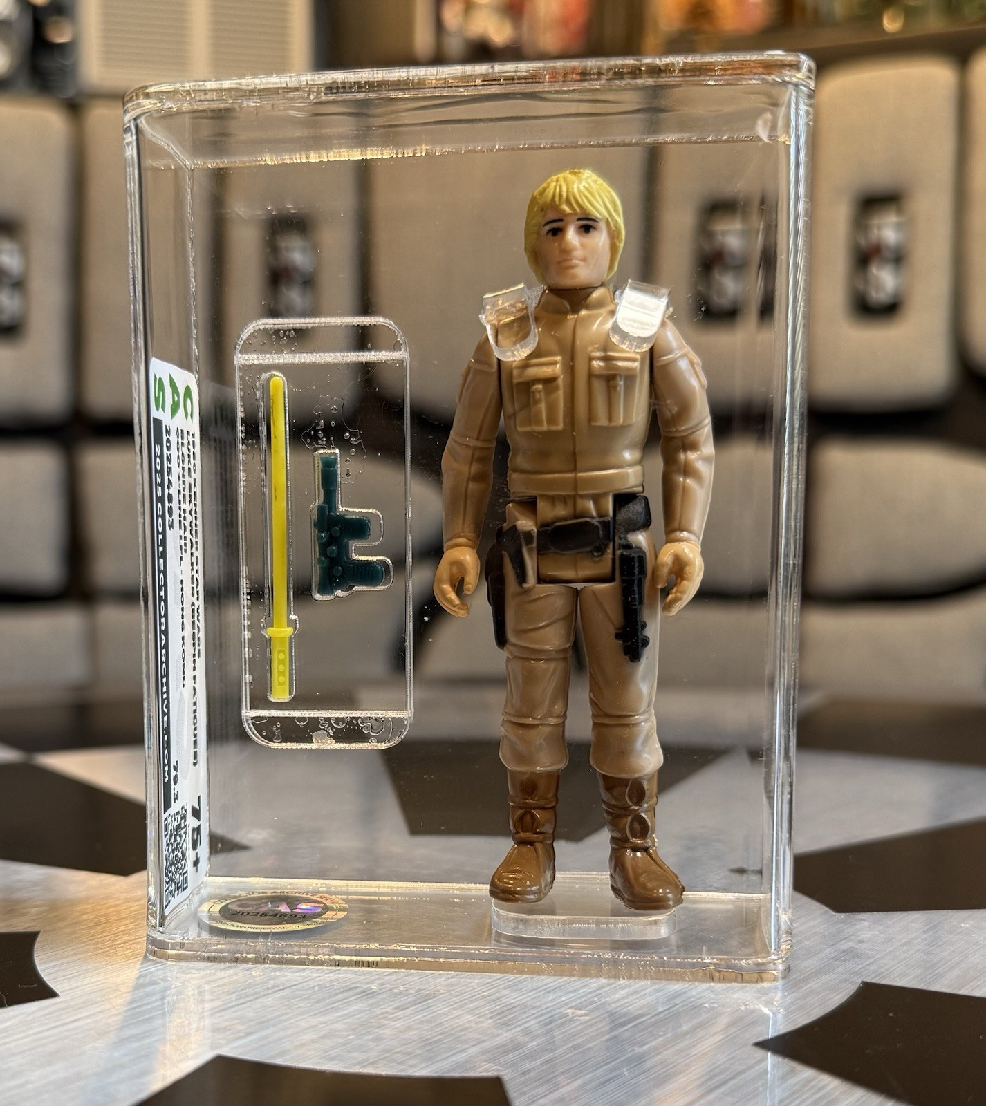 Luke Skywalker (Bespin Fatigues) sold