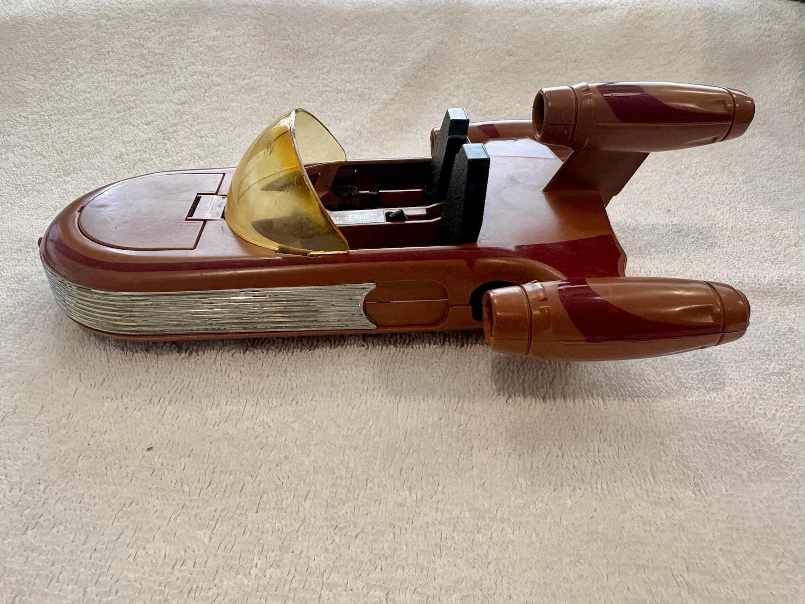 Landspeeder sold