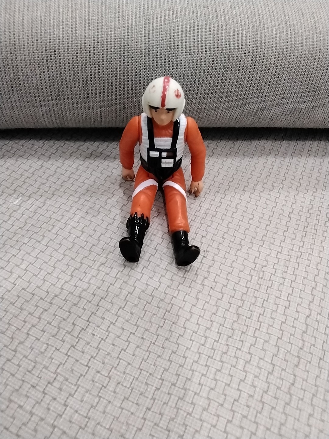 Luke Skywalker (X-Wing Fighter Pilot) sold