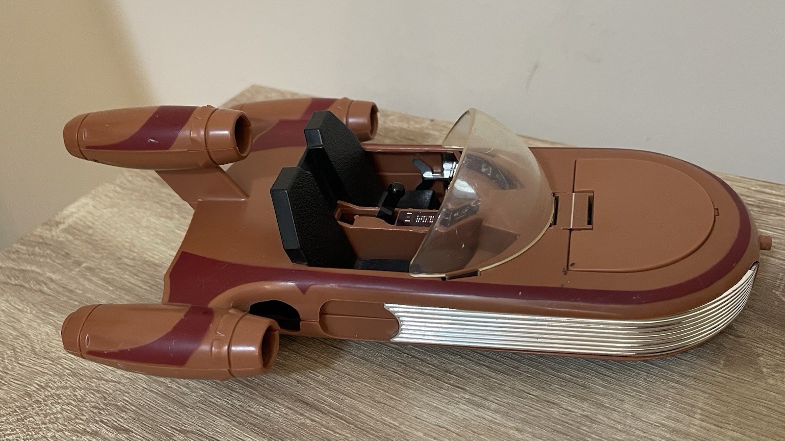 Landspeeder sold