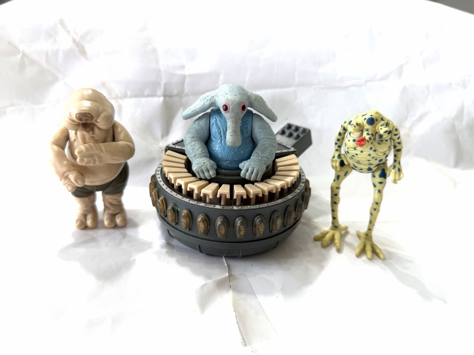 Sy Snootles & The Rebo Band sold